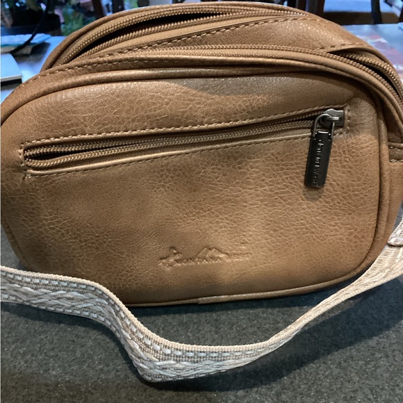 Montana West Tan and Brown Crossbody Bag - Picture 3 of 5